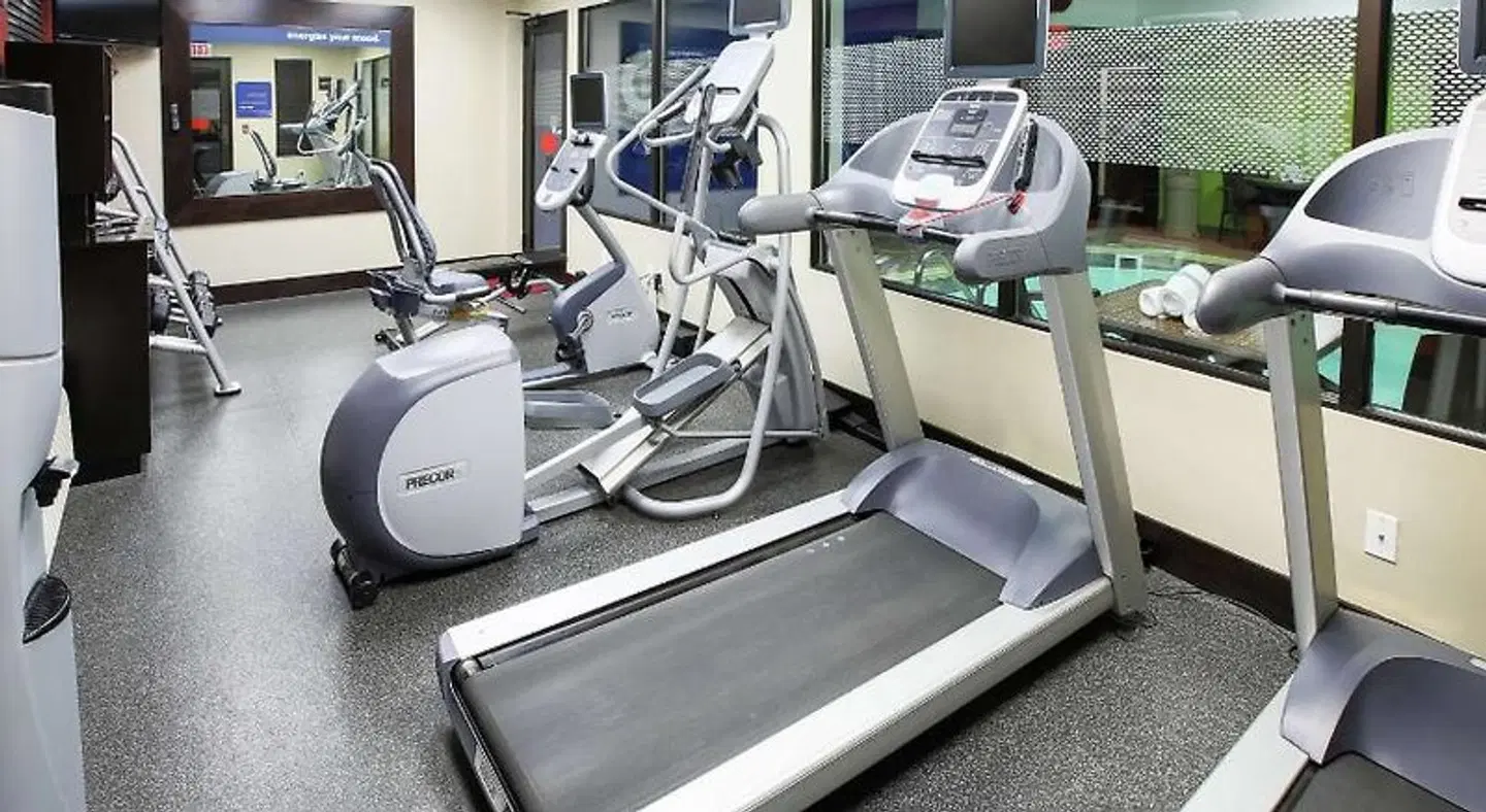 Hampton Inn Elizabethtown SPORTS_AND_LEISURE