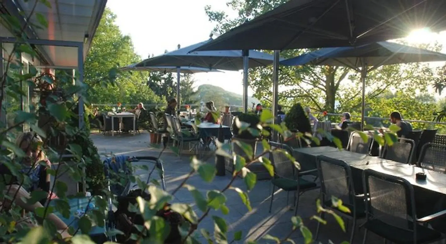 Parkhotel Schillerhöhe Terrasse