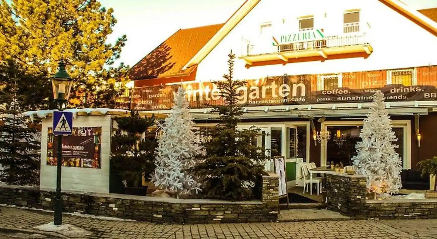 Hotel Wintergarten Aussenansicht