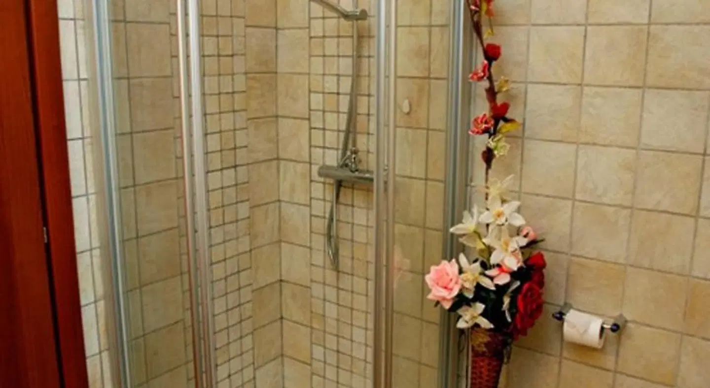 B&B Luana Inn Airport Badezimmer