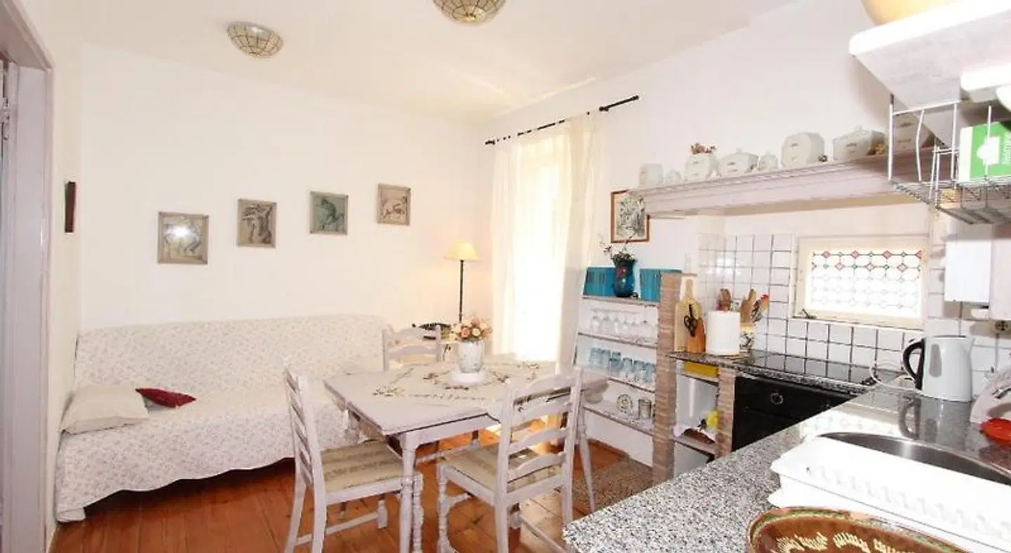 Apartments Milkana ROOM_EXAMPLE