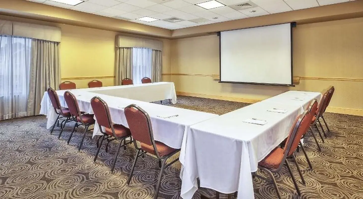 Hampton Inn & Suites Madison - West Konferenz
