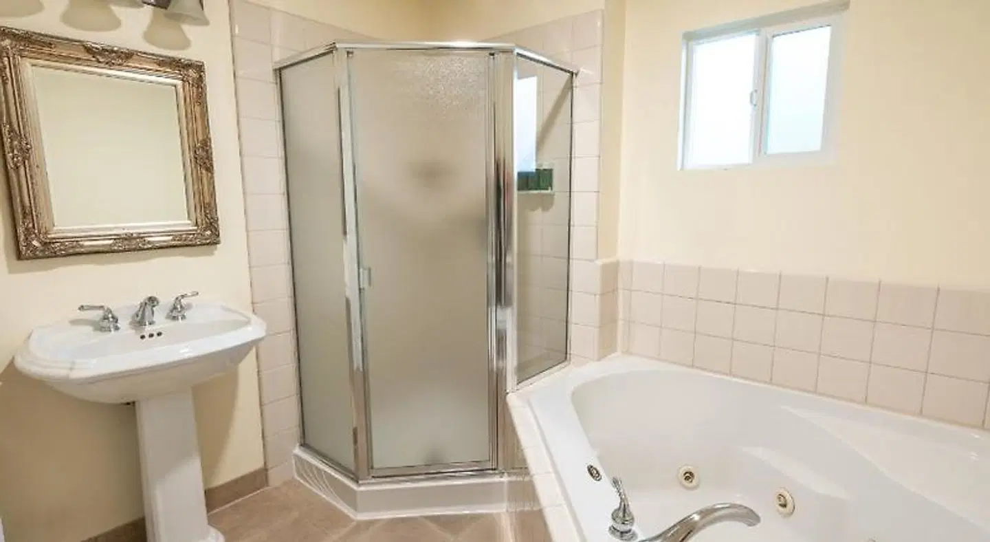 EuroSpa & Inn Badezimmer