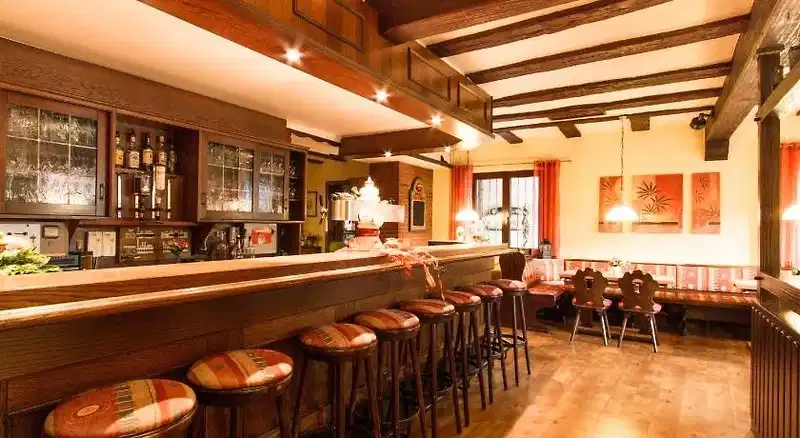 Hotel- Restaurant Zum Hirsch – Hotelfoto