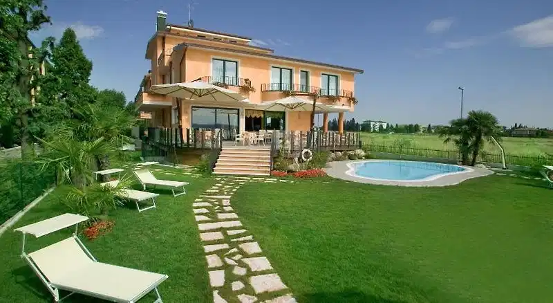 Hotel La Rondine – Hotelfoto