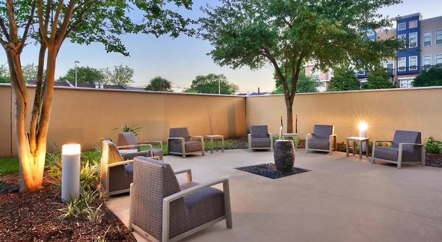 Courtyard by Marriott Houston NASA/Nassau Bay Terrasse