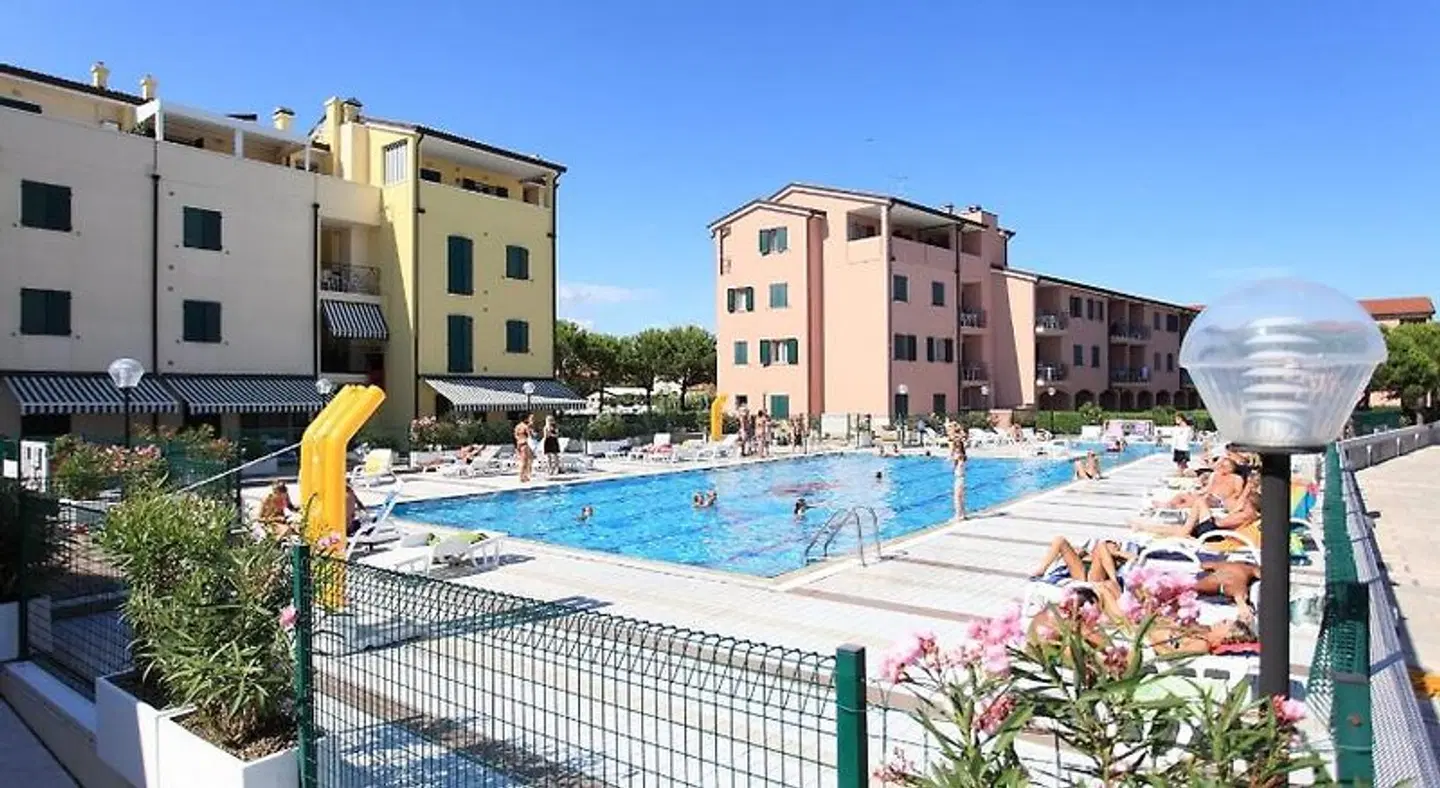 Albatros OUTDOOR_POOL