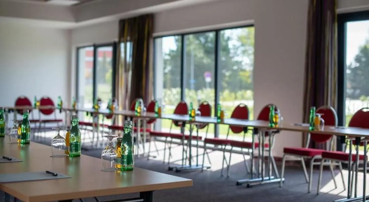 Motel 267 Konferenz