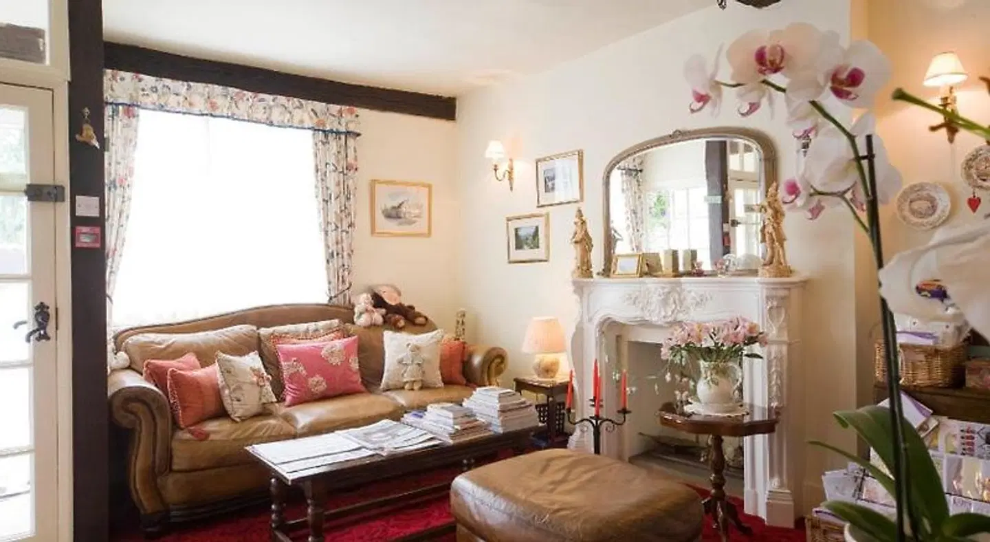 Park Cottage ROOM_EXAMPLE