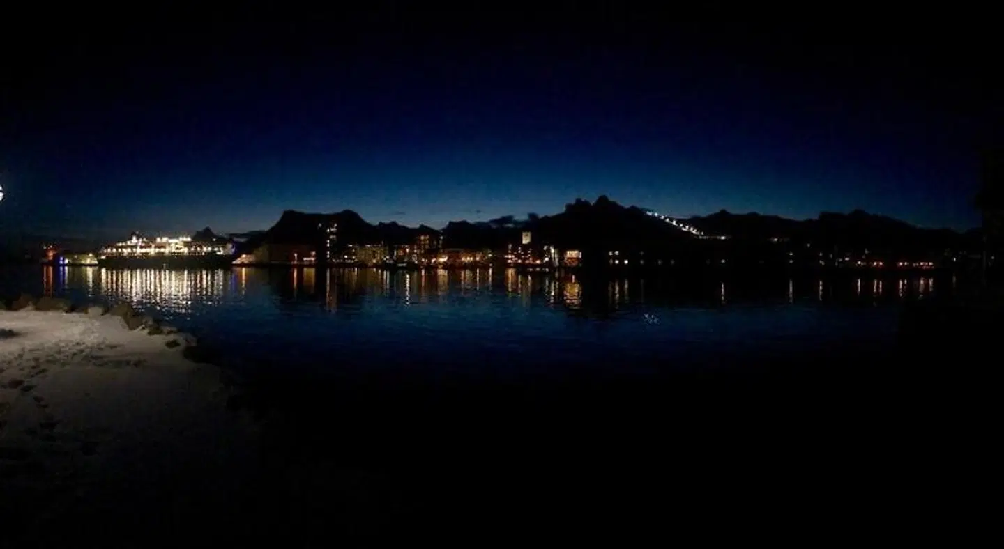 Rorbuanlegget Svolvær Havn OUTDOOR_POOL