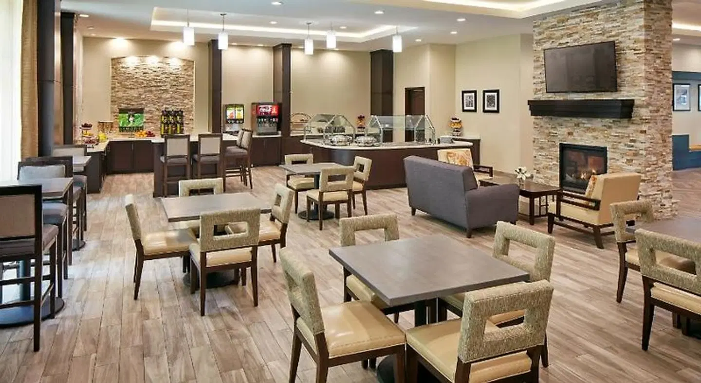 Staybridge Suites Anaheim At The Park by IHG Restaurant