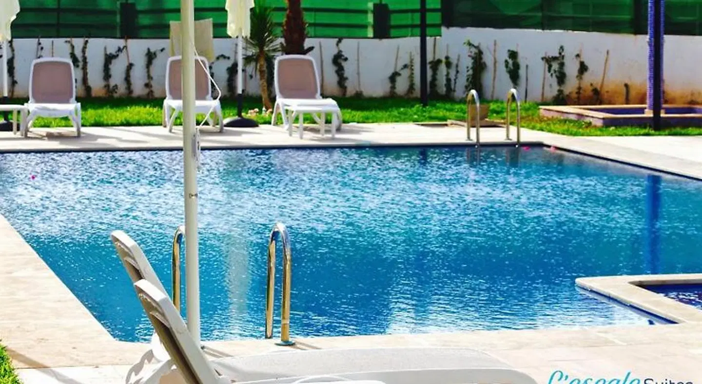 L'Escale Suites Résidence Hôtelière By 7AV HOTELS OUTDOOR_POOL