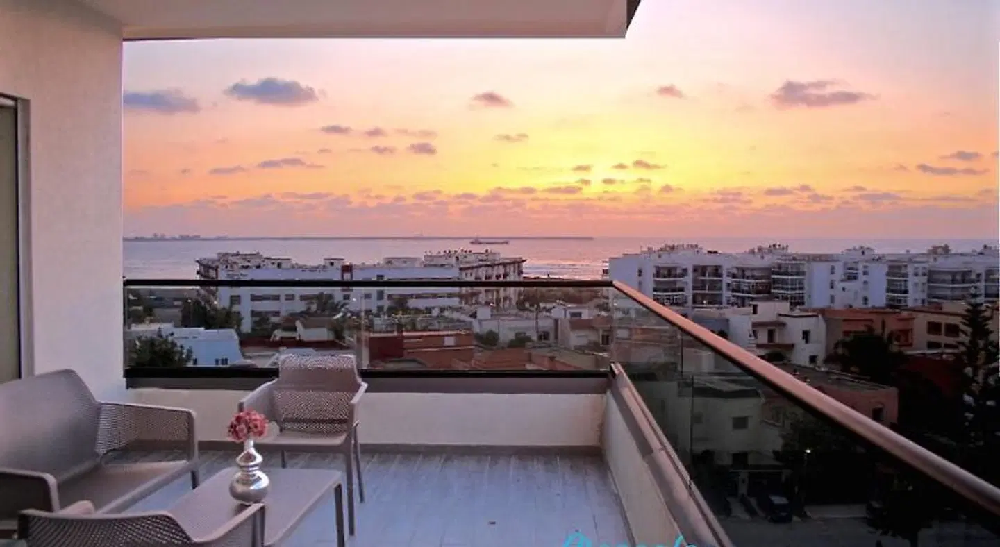 L'Escale Suites Résidence Hôtelière By 7AV HOTELS Terrasse