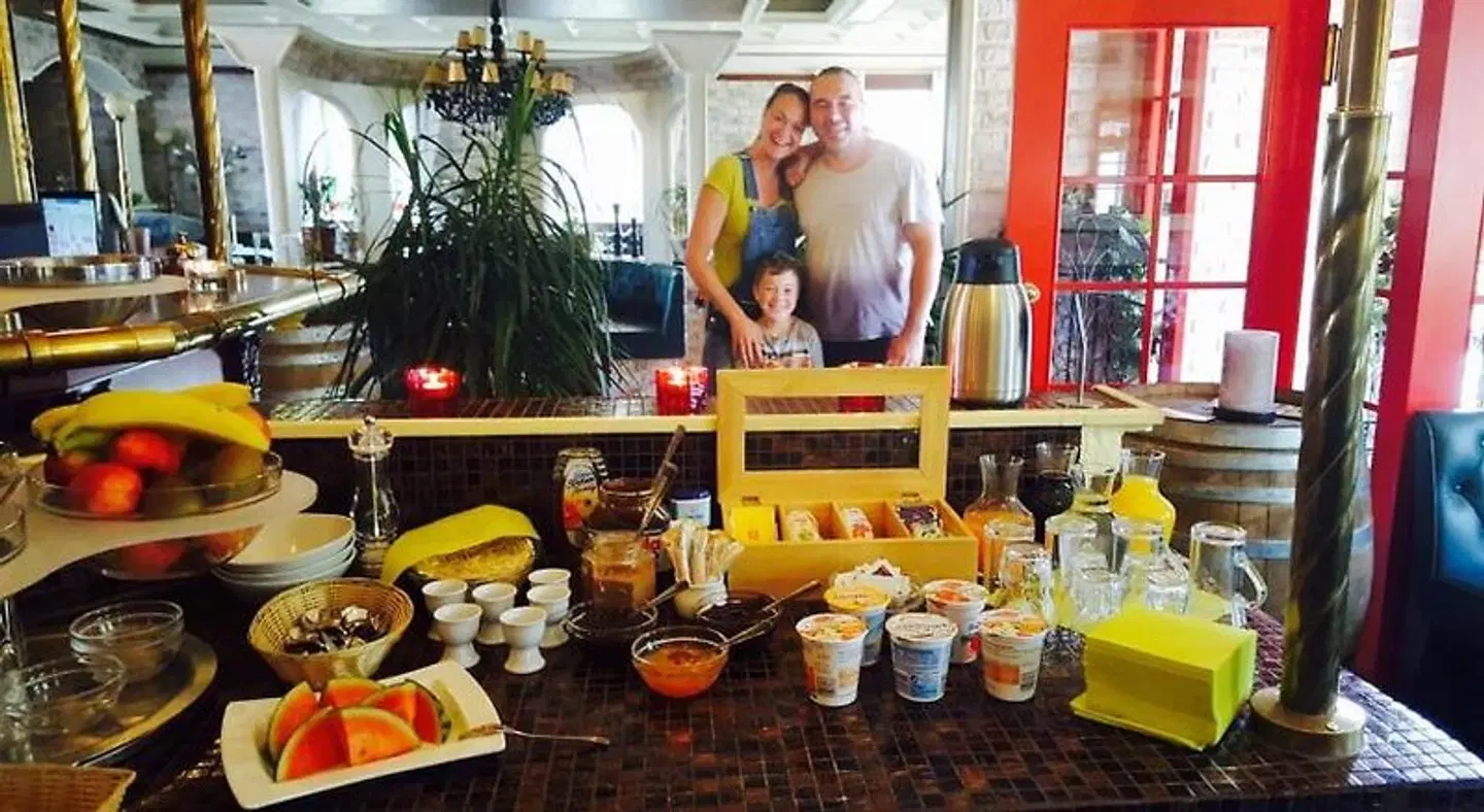 my CITY HOTEL Restaurant