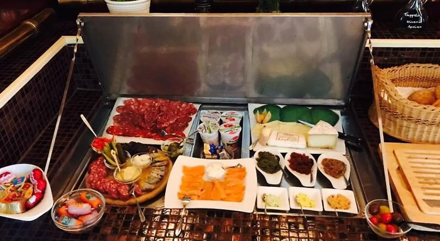 my CITY HOTEL Restaurant