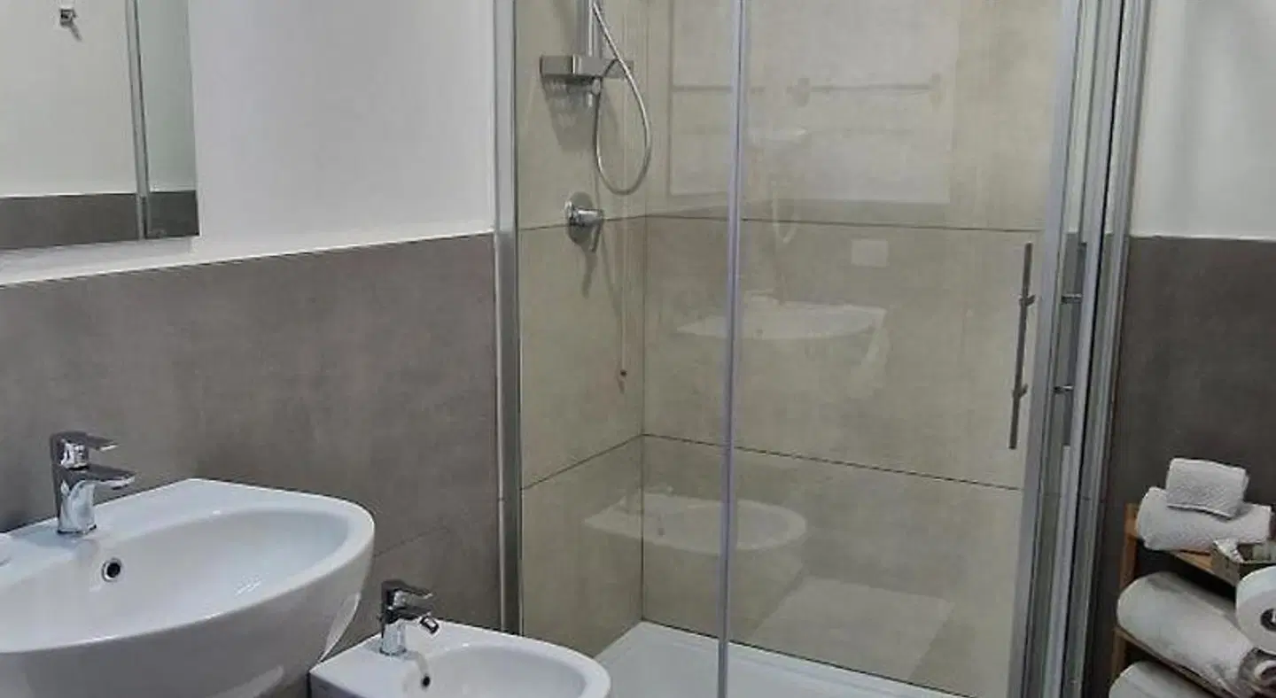 Tramonti e Lago Badezimmer