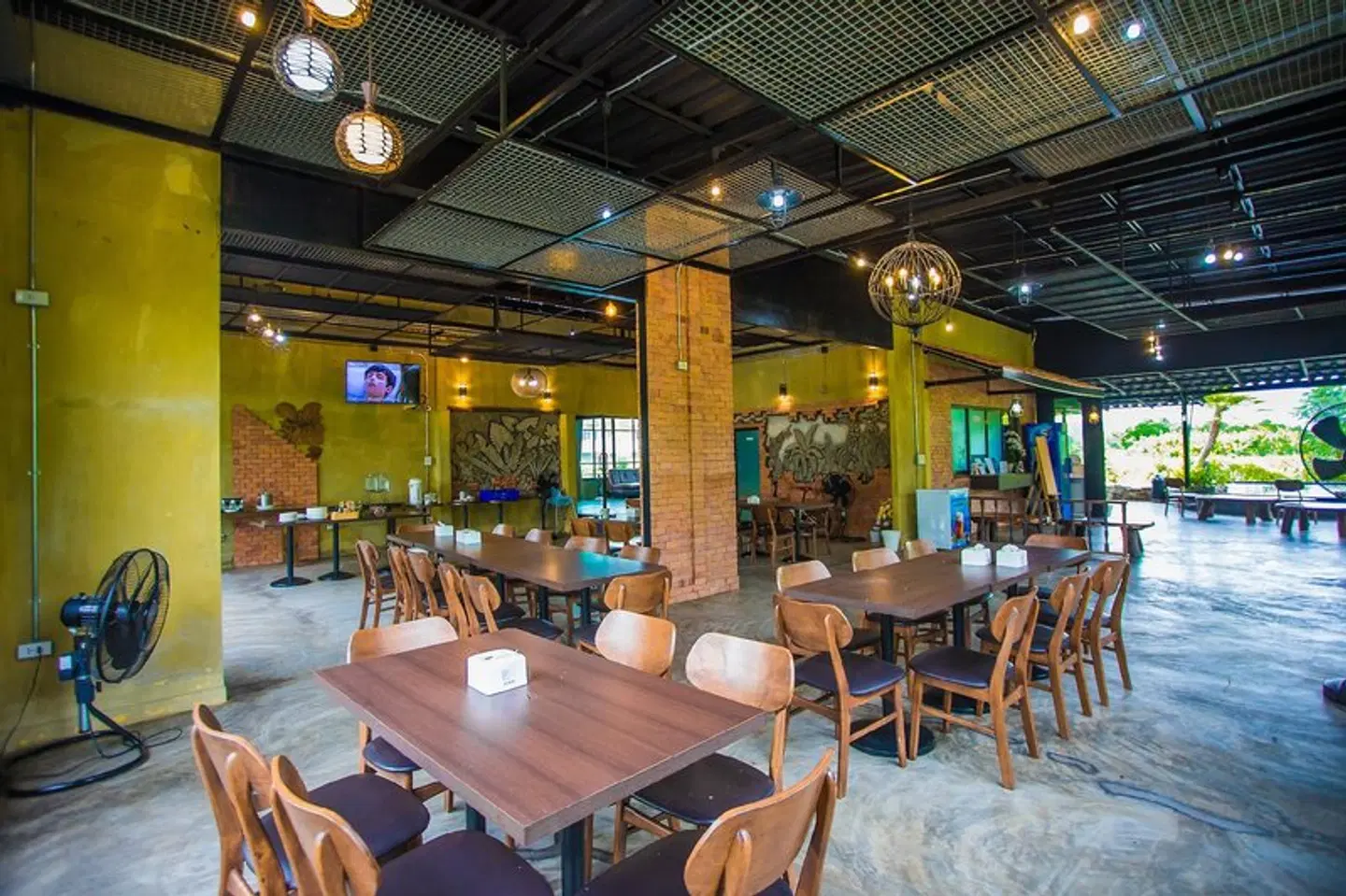 Palm Pran Resort Restaurant