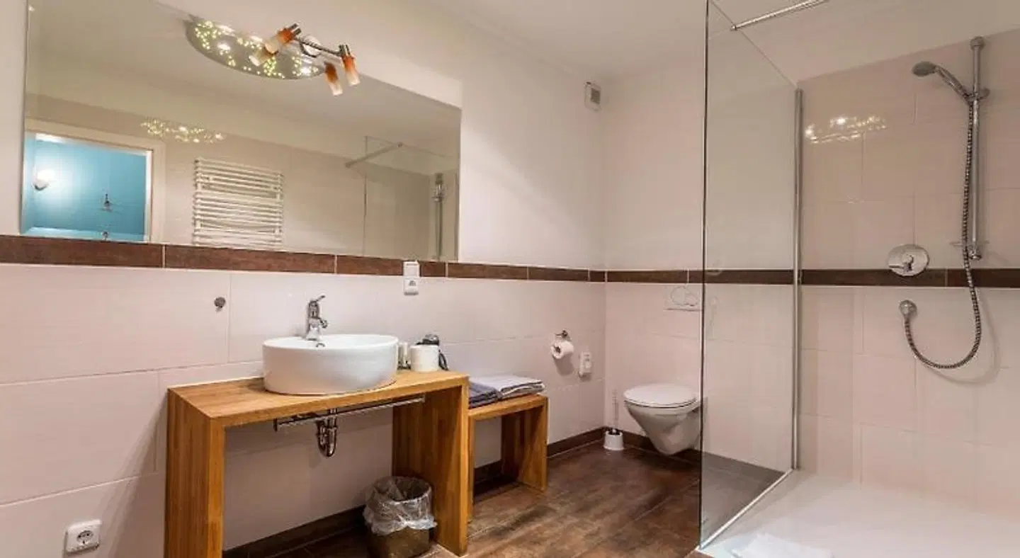 Sektstuuf St. Laurentius Badezimmer