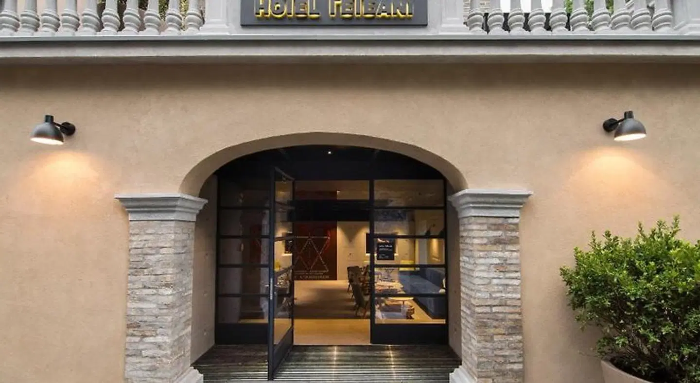 Hotel Peteani EXTERIOR