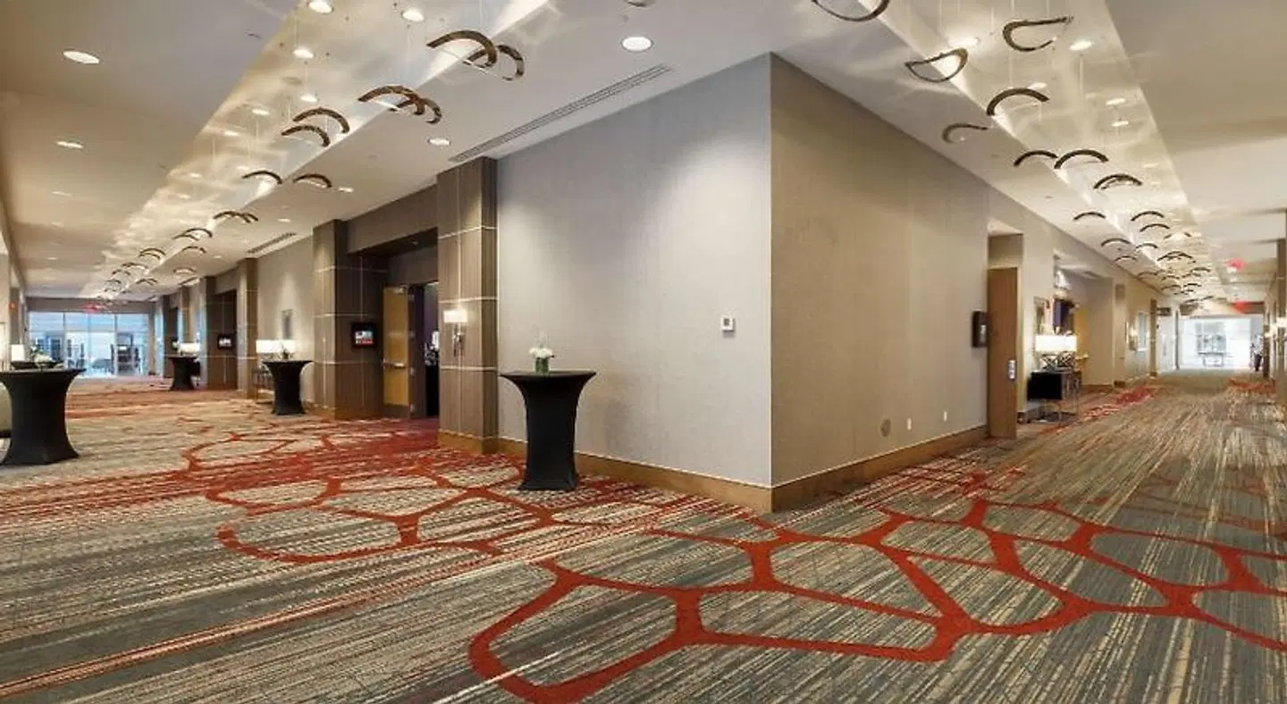 DoubleTree by Hilton Evansville, IN ROOM_EXAMPLE