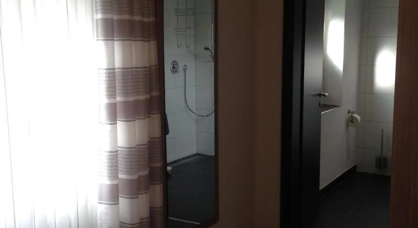 Tankbar's Hotelchen Badezimmer