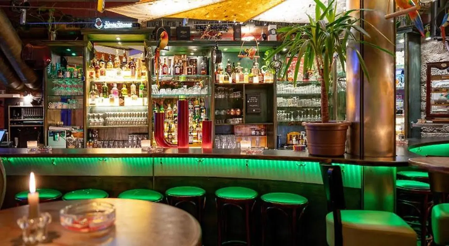 Pension Havana Club Bar