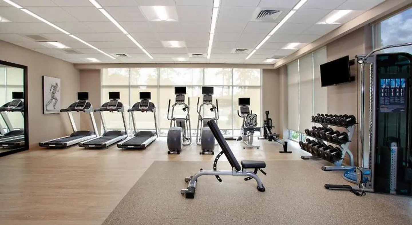 Holiday Inn Tallahassee E Capitol - Univ by IHG SPORTS_AND_LEISURE