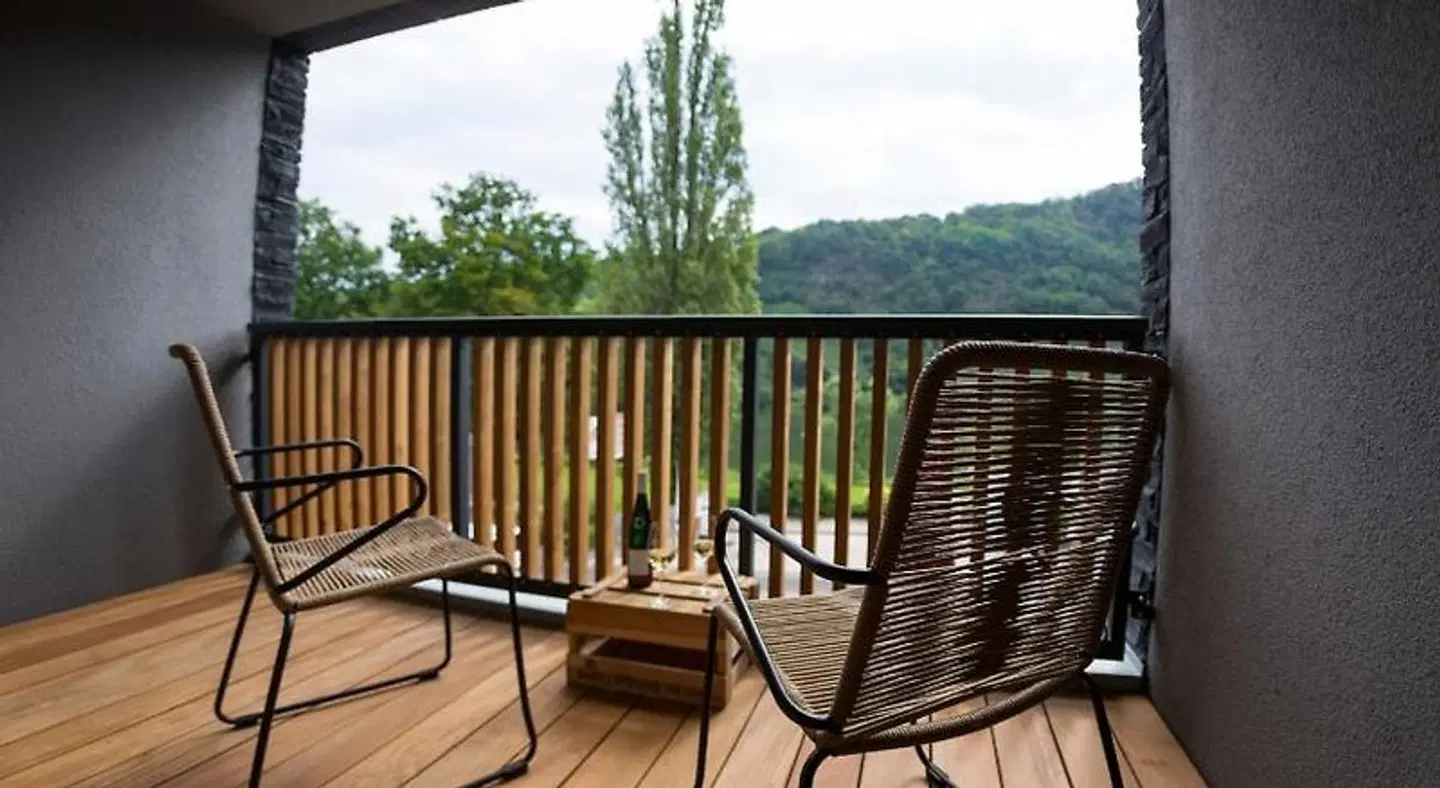 Rieslingquartier - Mosel Wein Hotel Terrasse