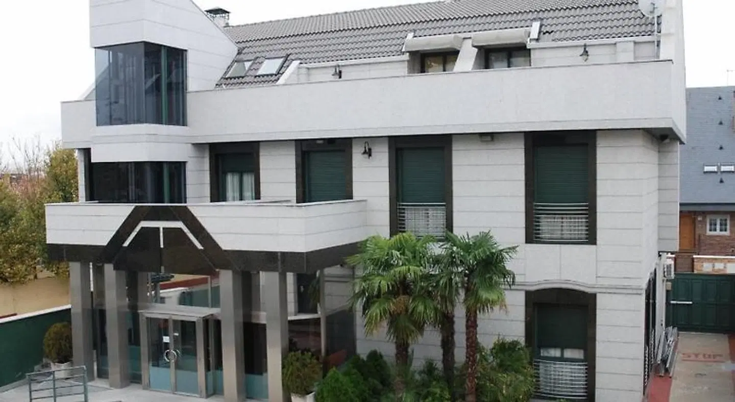 Hostal Los 5 Pinos EXTERIOR