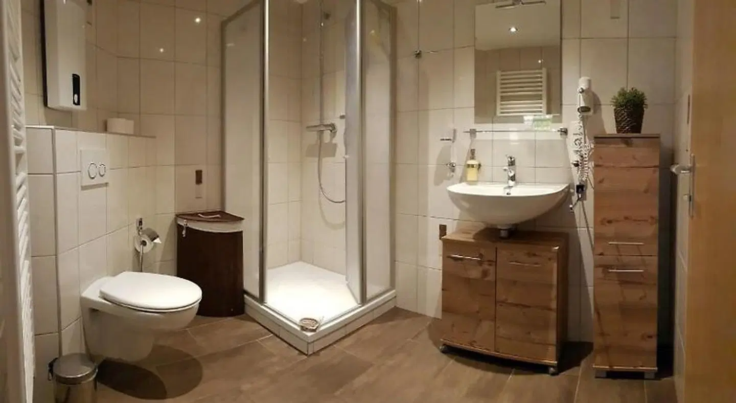Gasthaus Pension Moselgruss Badezimmer