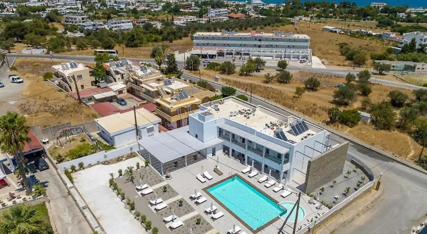 Kellys Apartments EXTERIOR