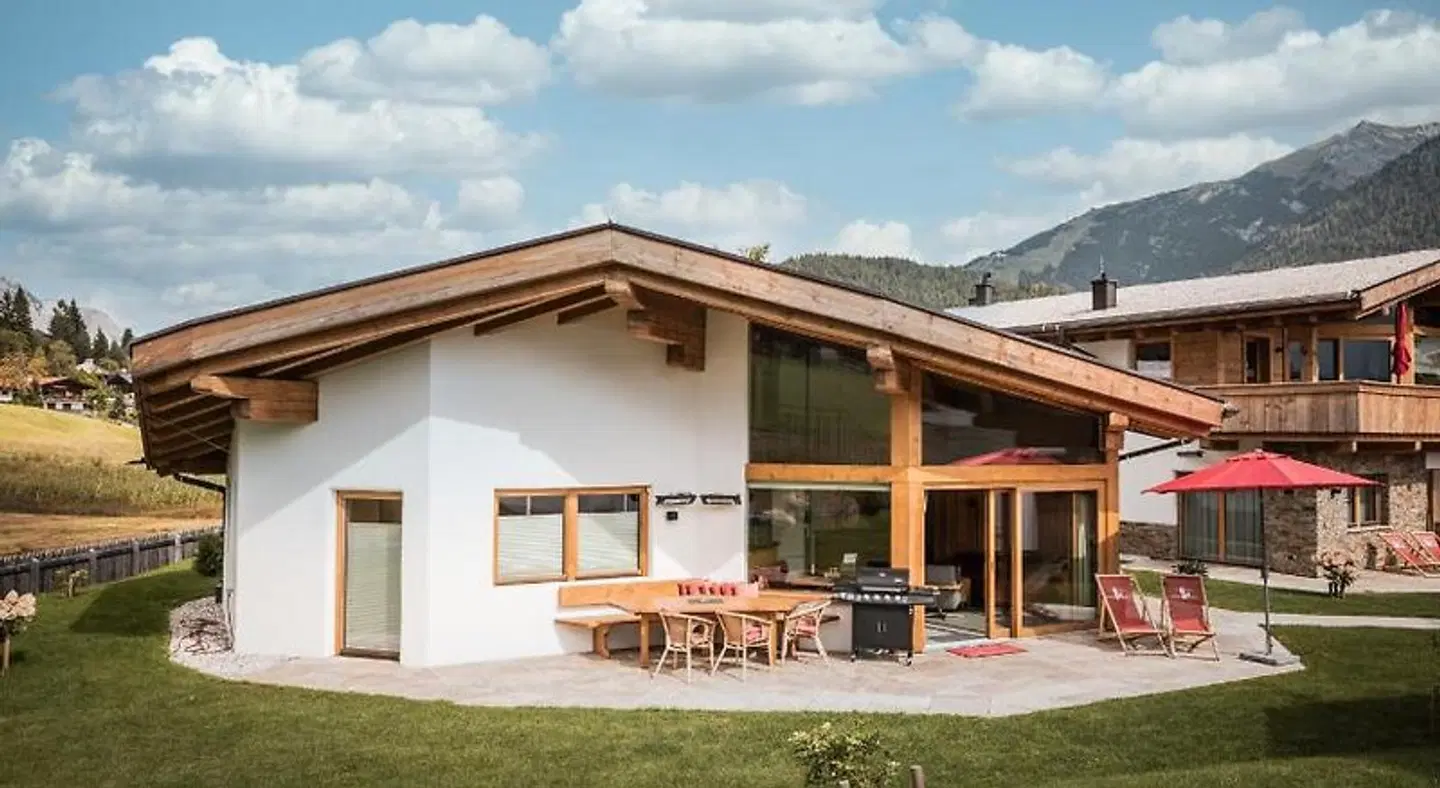 Lowen Chalets EXTERIOR