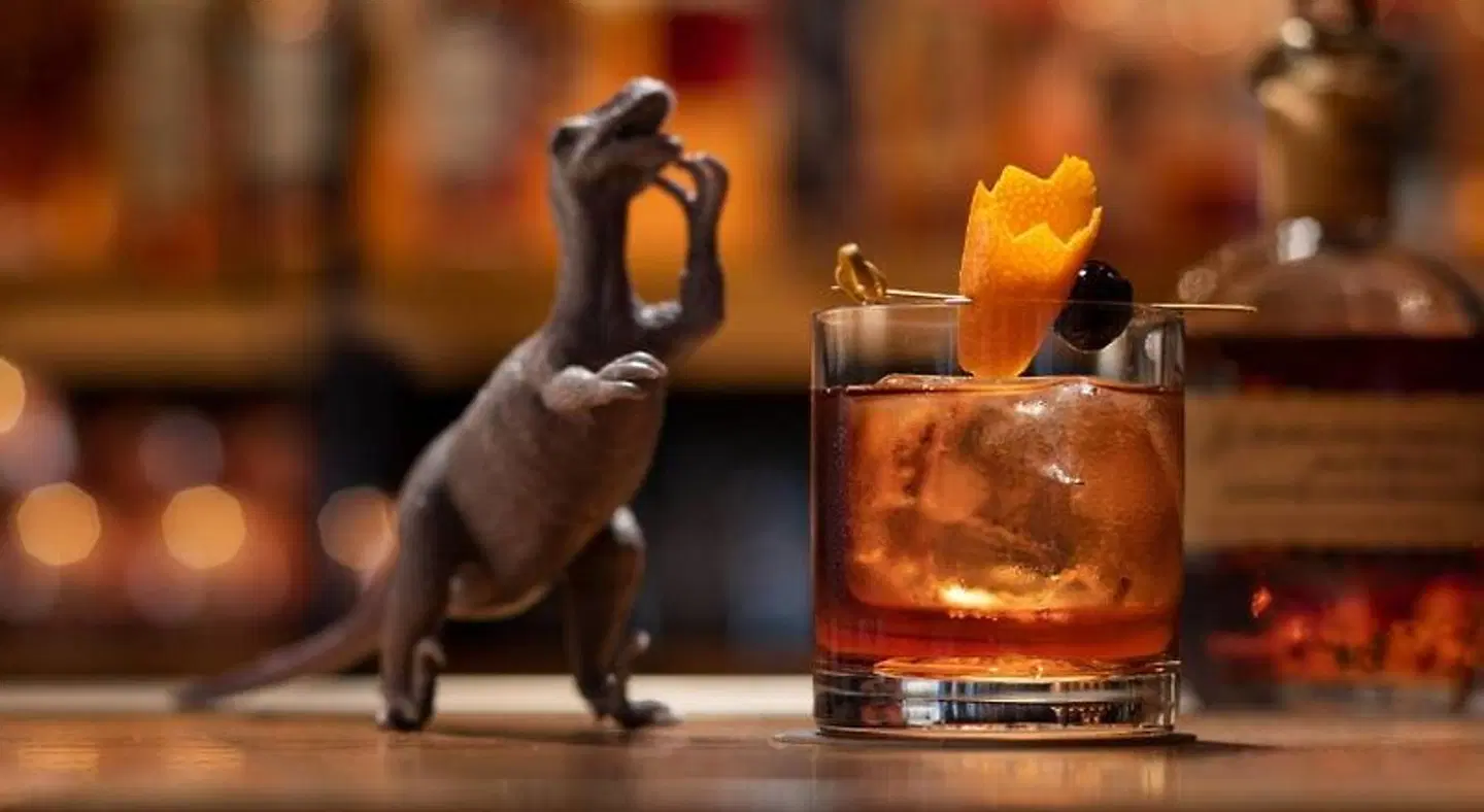 Moxy Austin - University Tiere