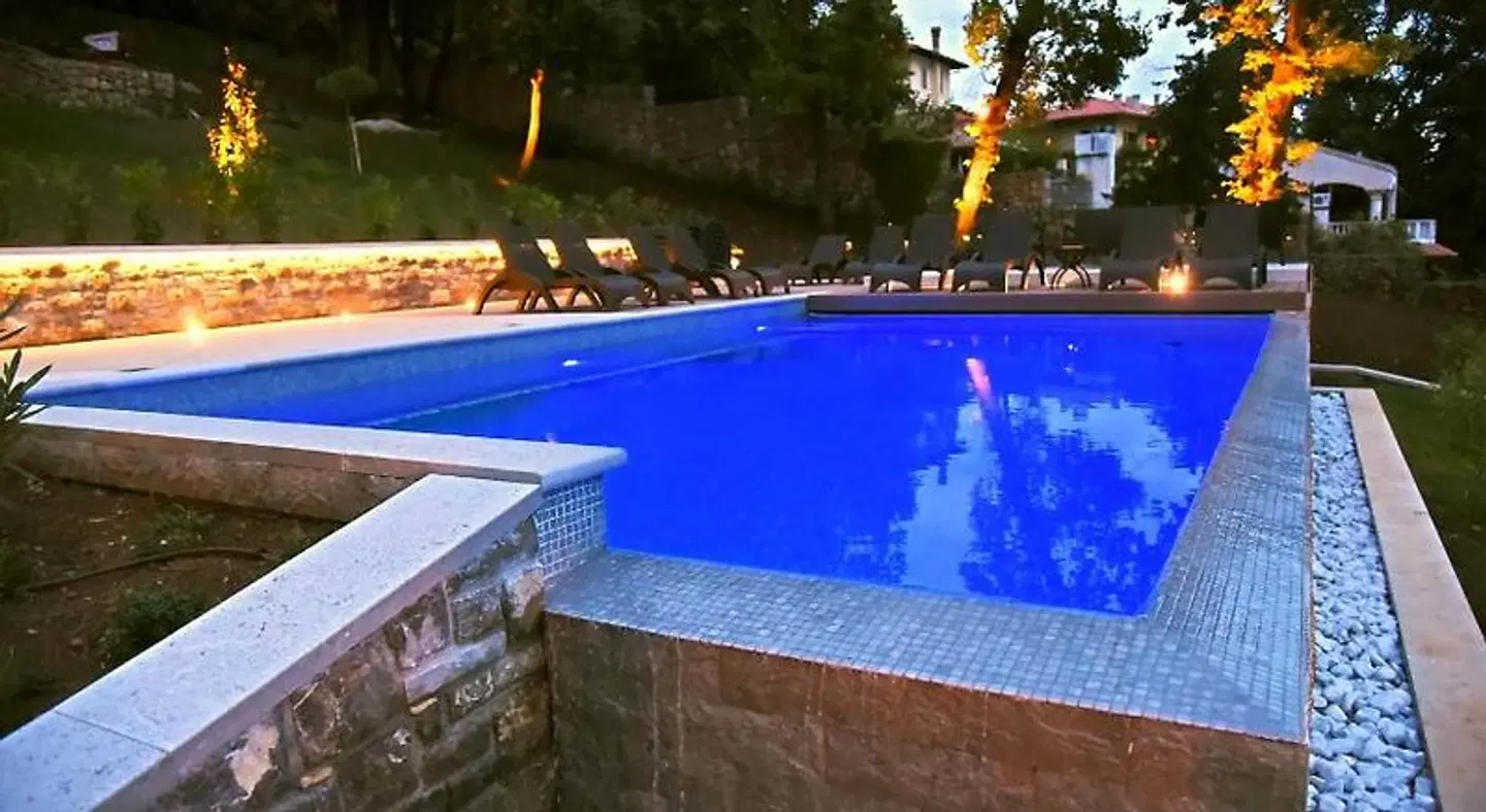 Villa Ariston OUTDOOR_POOL