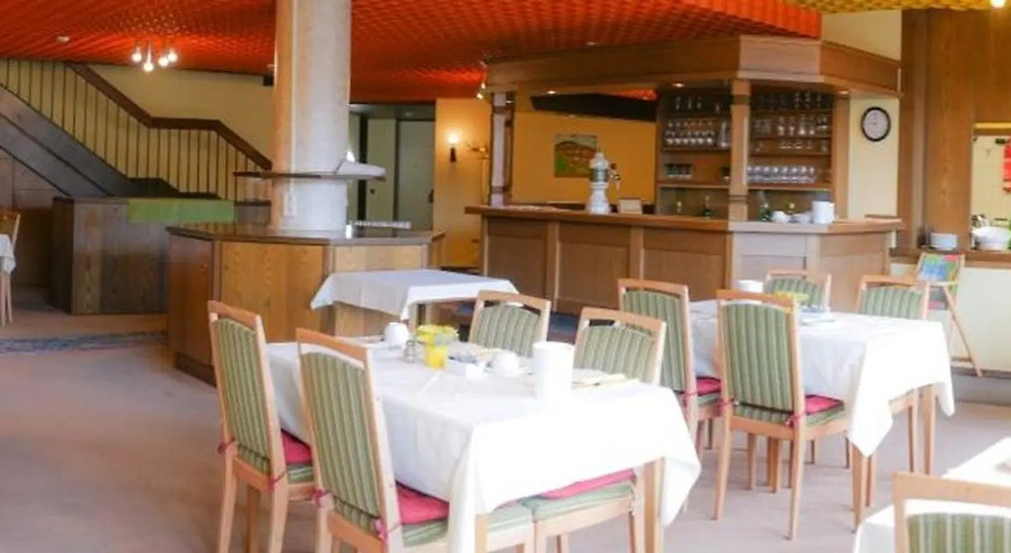 Oronto Restaurant