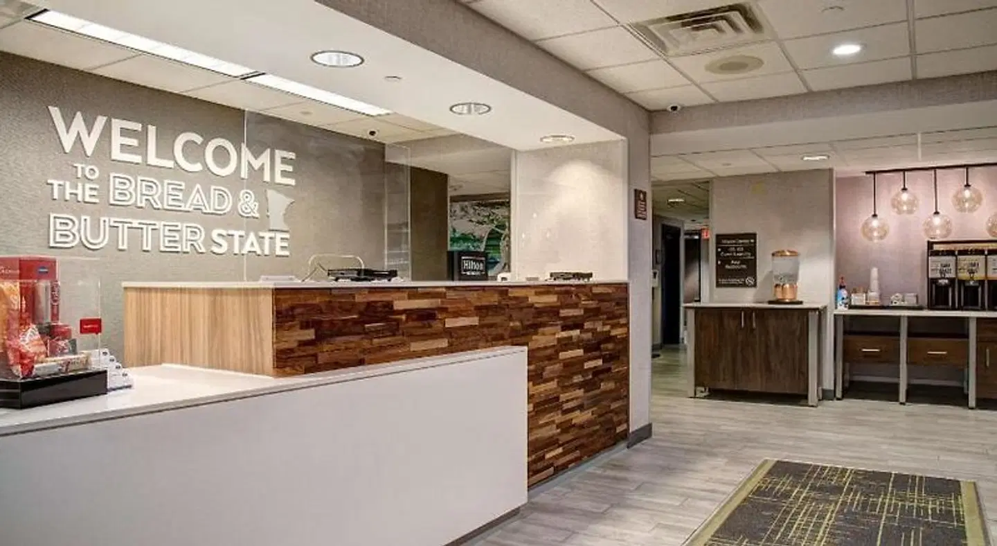 Hampton Inn Rochester LOUNGE_LOBBY