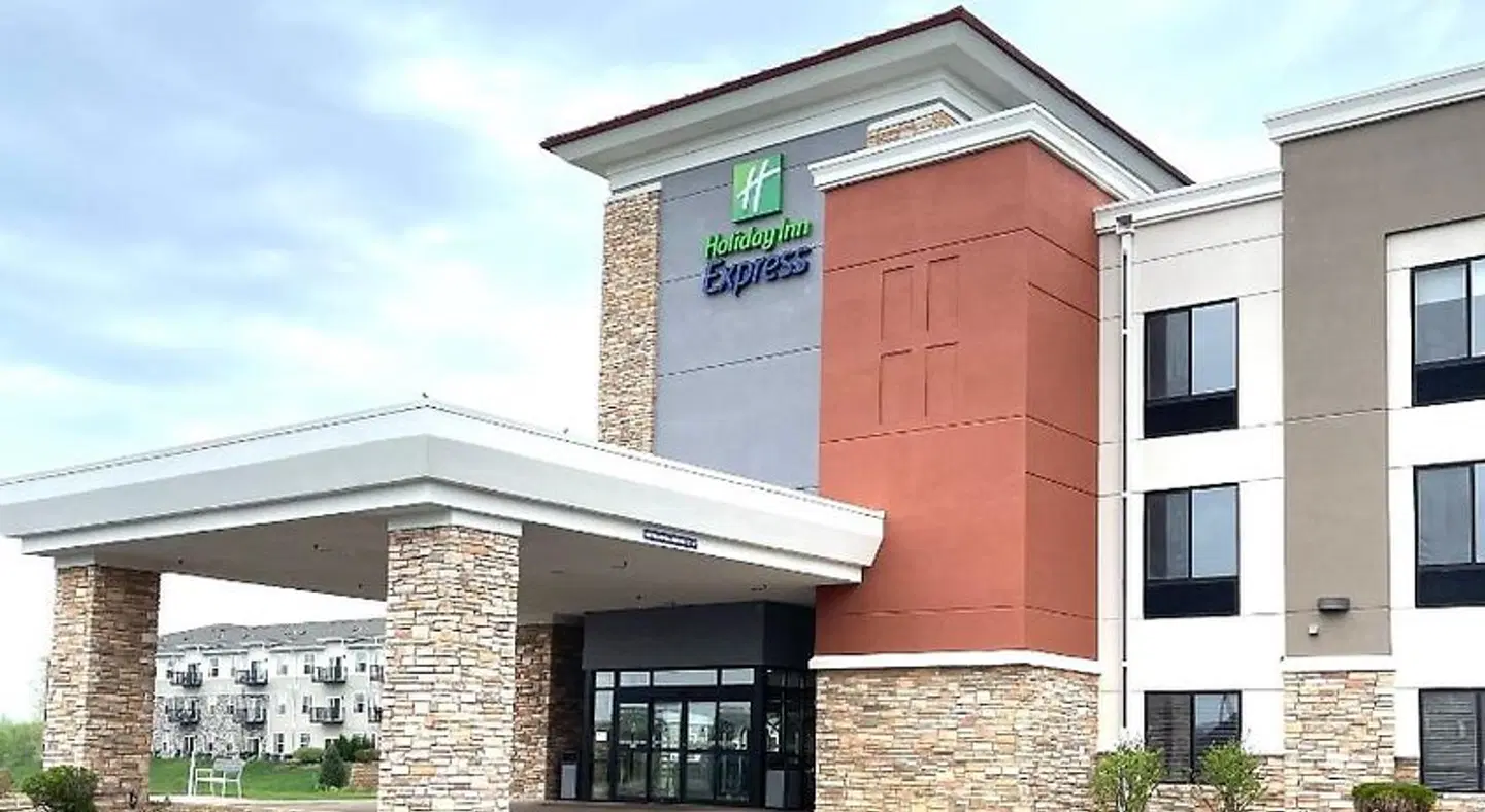 Holiday Inn Express Rochester South - Mayo Area by IHG EXTERIOR