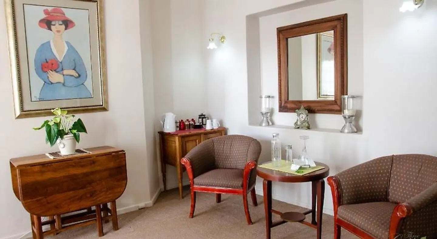 Three Gables Guesthouse ROOM_EXAMPLE
