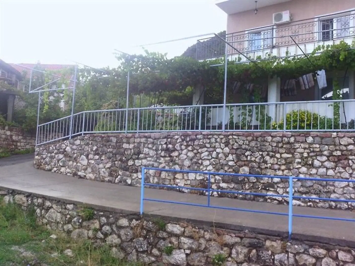 Apartments Mitrovi' Podli'ak Terrasse