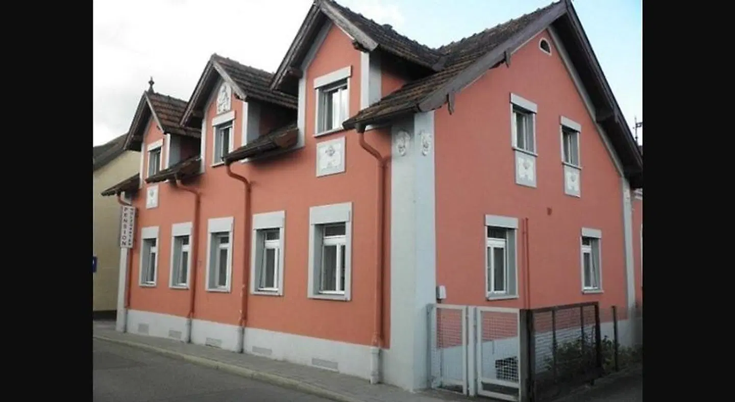 Holzgarten EXTERIOR