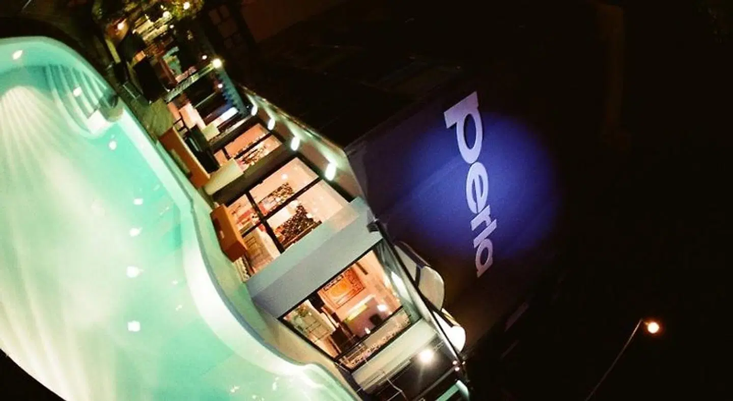 Perla OUTDOOR_POOL