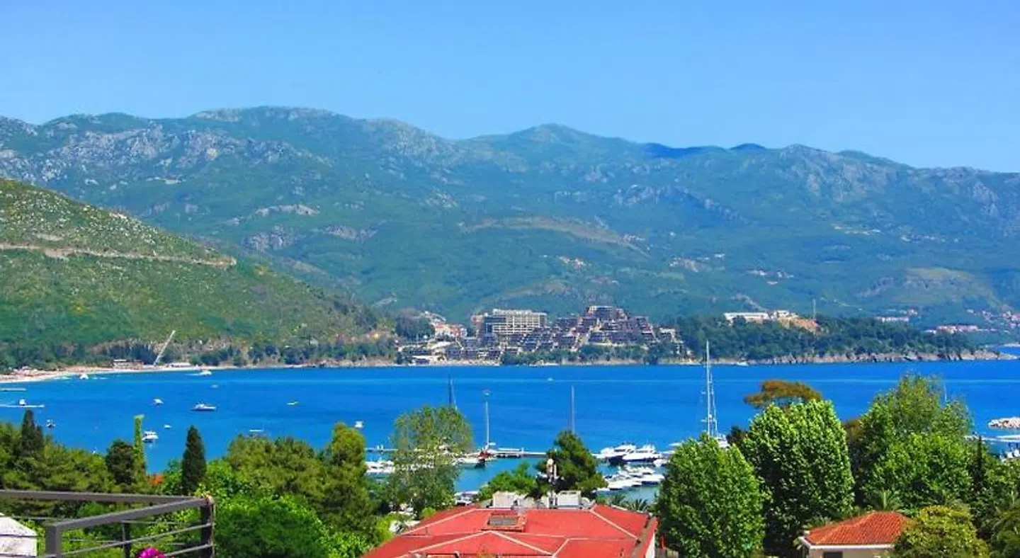Apartments and Rooms Teona LANDSCAPE