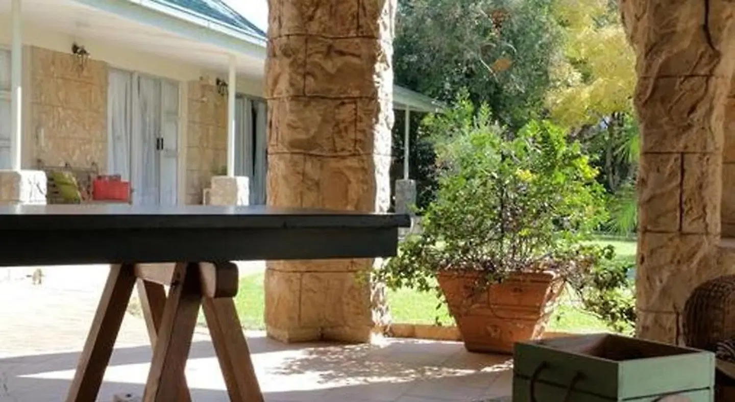 Little Acorn Guest House Terrasse