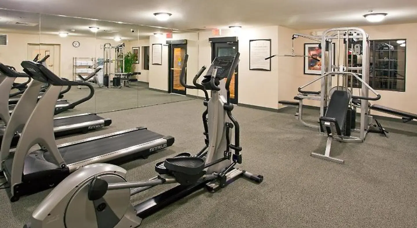 Staybridge Suites Tallahassee I-10 East by IHG SPORTS_AND_LEISURE