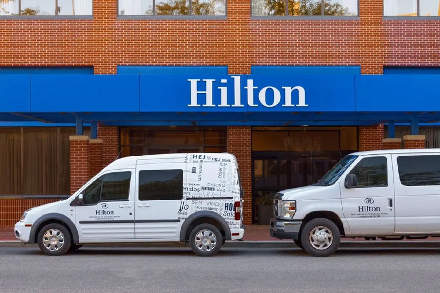 Hilton Fort Wayne at the Grand Wayne Convention Center EXTERIOR