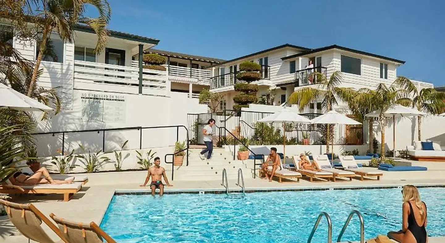 Hotel Joaquin OUTDOOR_POOL