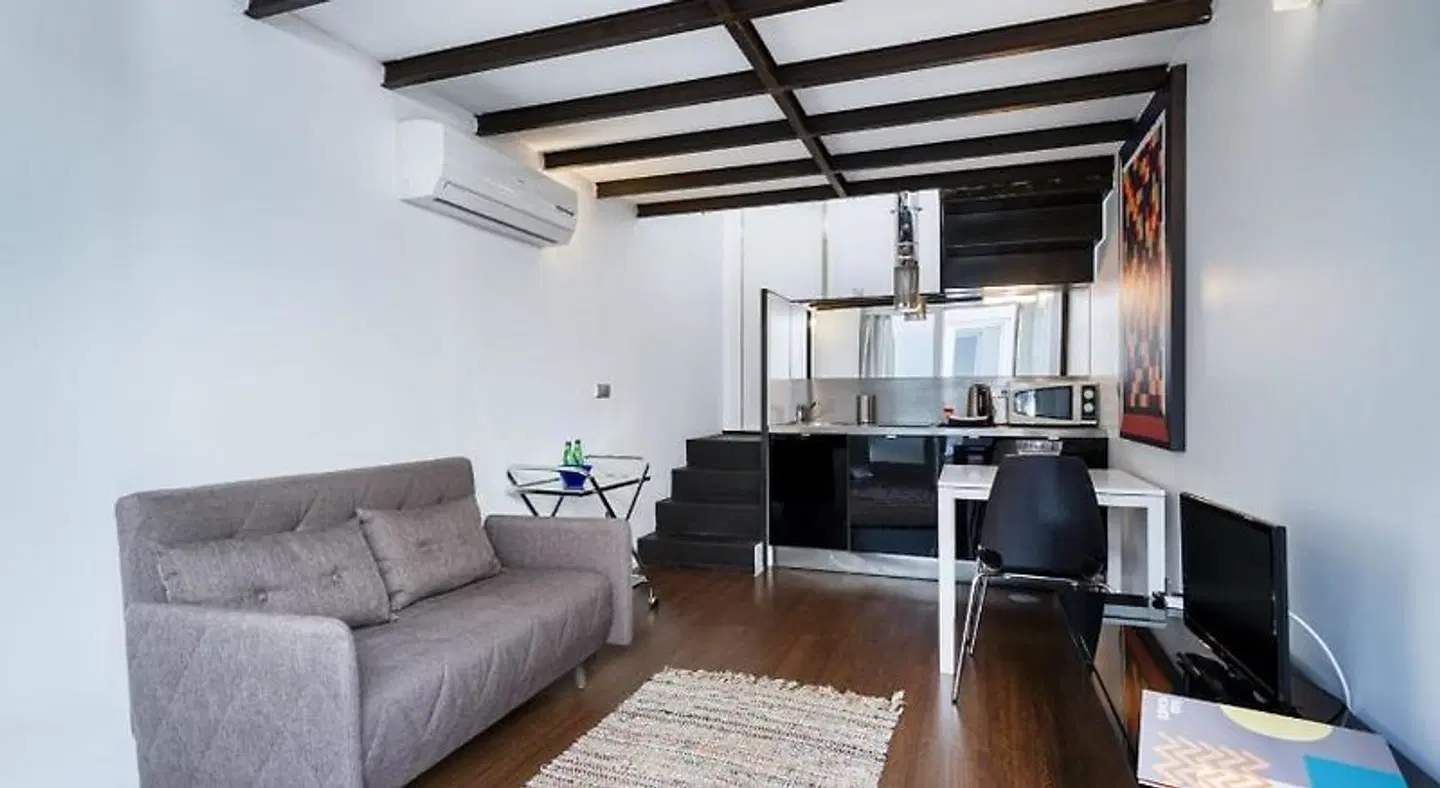 Fine Arts Guesthouse ROOM_EXAMPLE