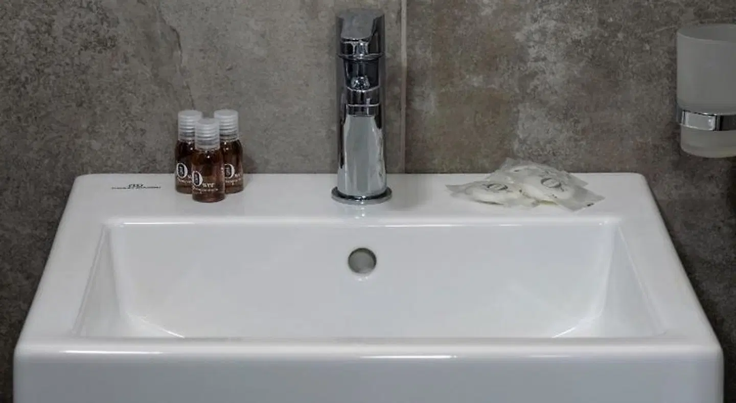 Residence Filmare Badezimmer