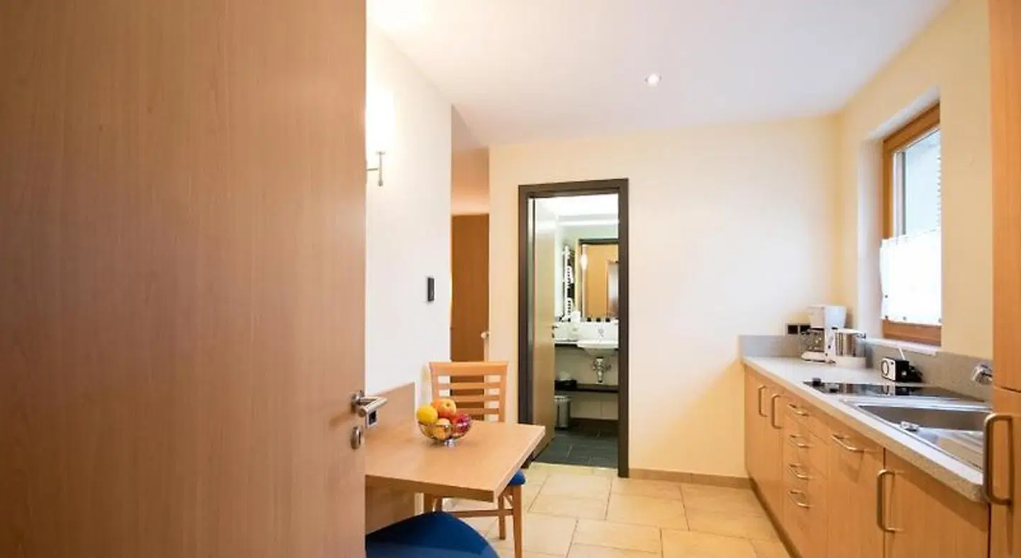 Linde ROOM_EXAMPLE