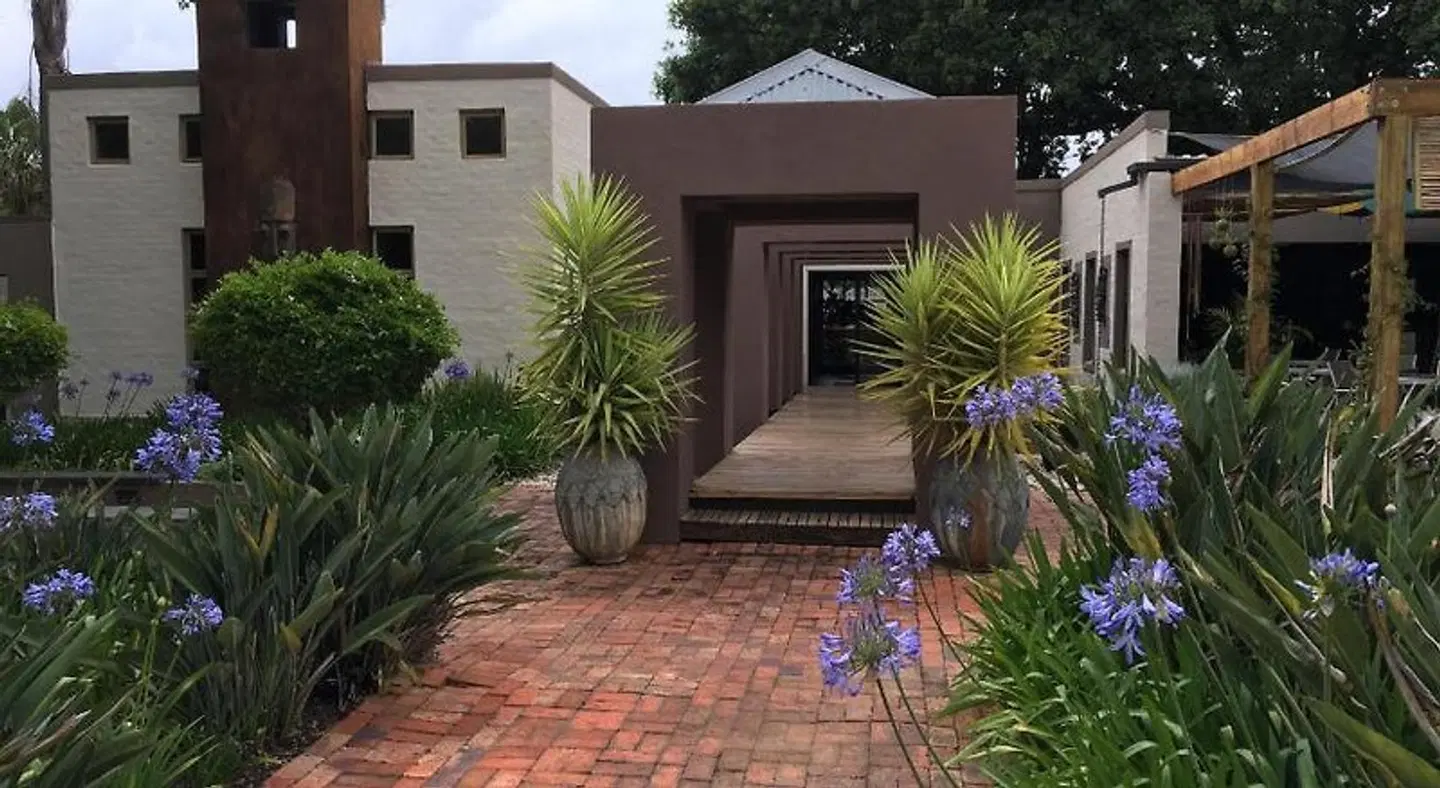 Lily Pond Country Lodge Garten